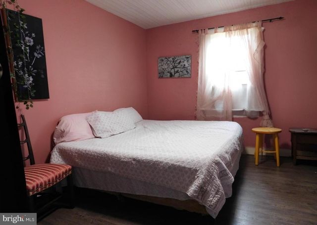 38777 HOLMES MILL RD, Hamilton, VA 20158