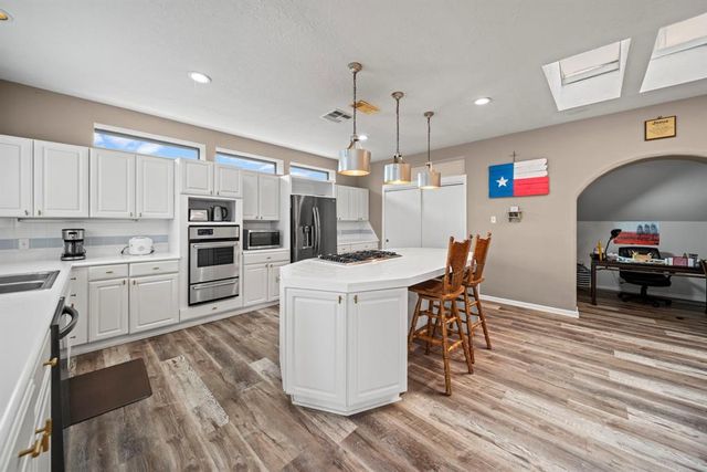 12604 Pegasus Drive, Willis, TX 77318