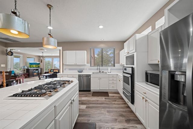 12604 Pegasus Drive, Willis, TX 77318