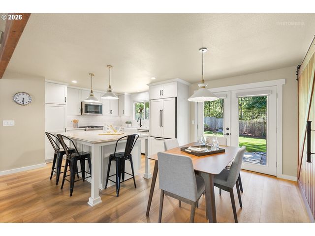 7040 Sw 160TH Ave, Beaverton, OR 97007