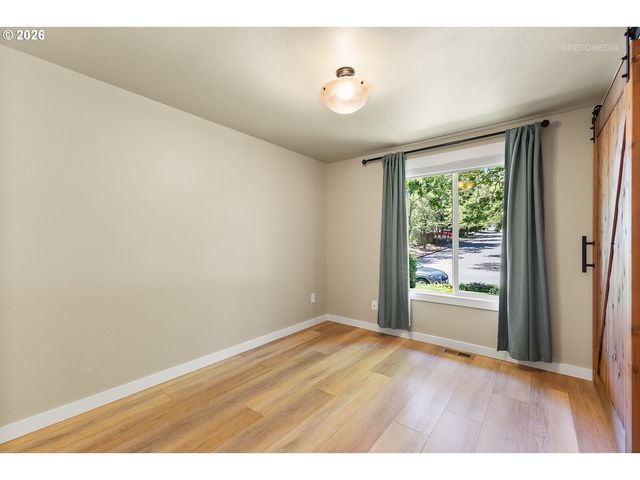 7040 Sw 160TH Ave, Beaverton, OR 97007