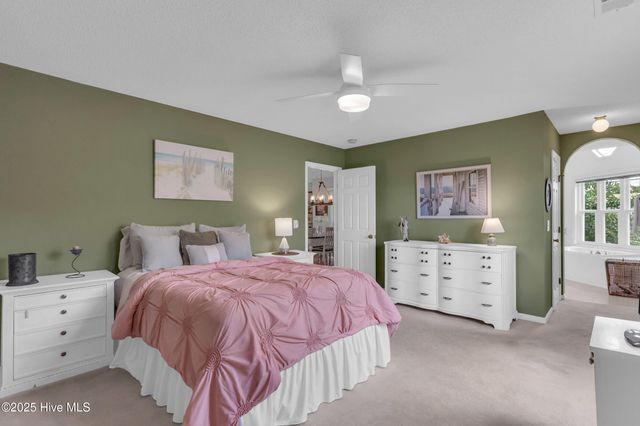 4122 Breezewood Drive 203, Wilmington, NC 28412