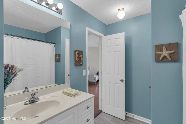 4122 Breezewood Drive 203, Wilmington, NC 28412