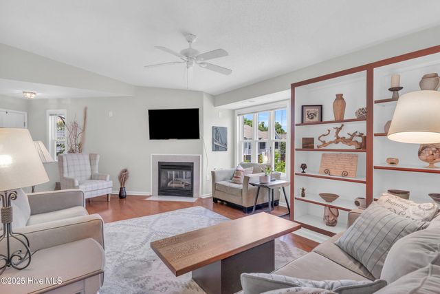 4122 Breezewood Drive 203, Wilmington, NC 28412