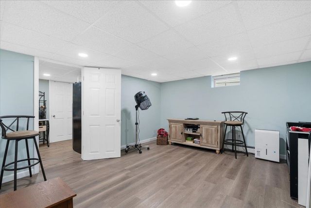 11 Lincoln Street, Manchester, NH 03103