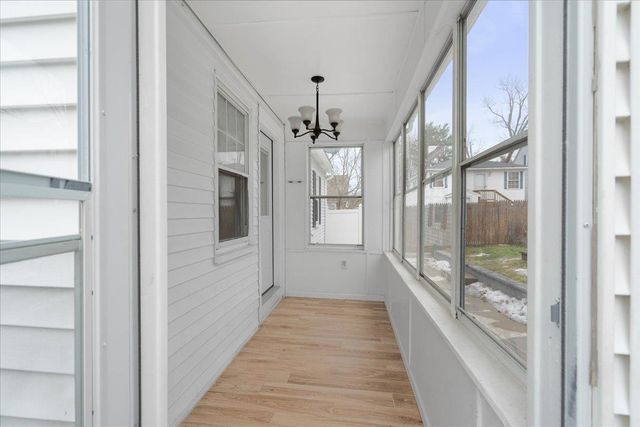 11 Lincoln Street, Manchester, NH 03103