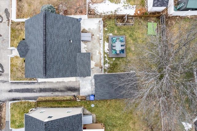 11 Lincoln Street, Manchester, NH 03103