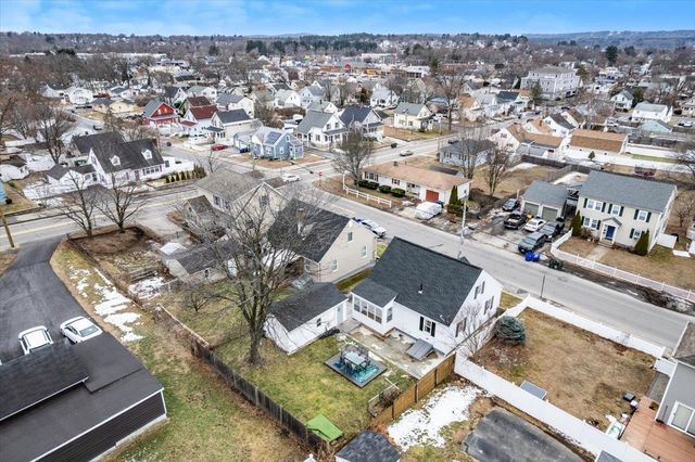 11 Lincoln Street, Manchester, NH 03103