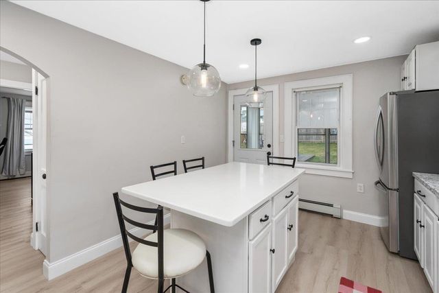 11 Lincoln Street, Manchester, NH 03103