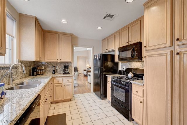 5401 Bugle Way 103, Las Vegas, NV 89108