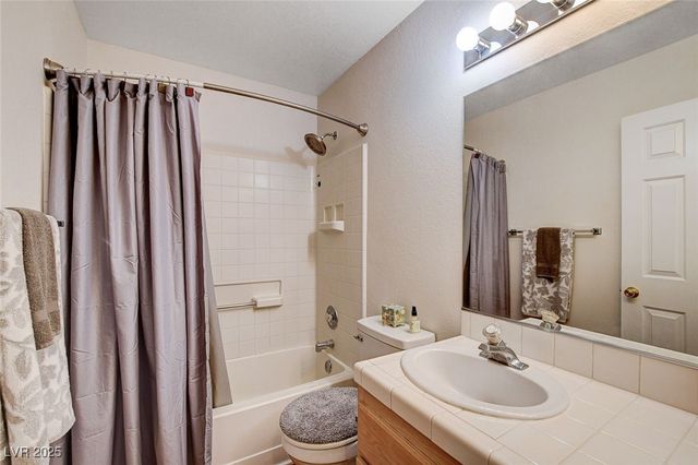 5401 Bugle Way 103, Las Vegas, NV 89108