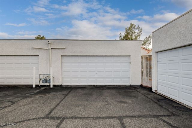 5401 Bugle Way 103, Las Vegas, NV 89108