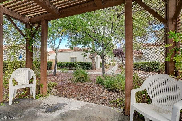 5401 Bugle Way 103, Las Vegas, NV 89108