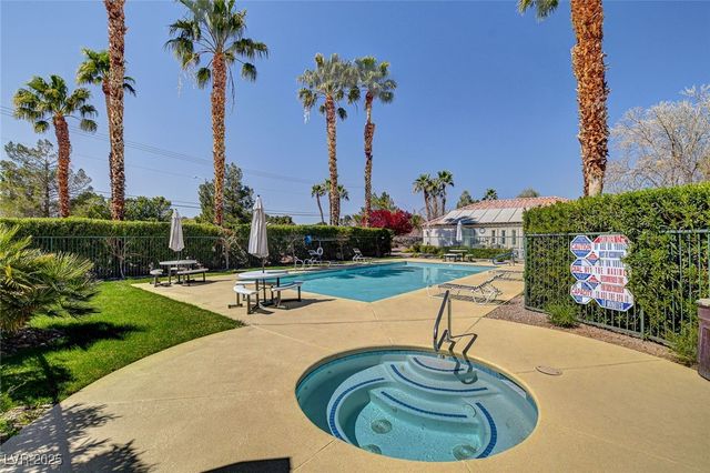 5401 Bugle Way 103, Las Vegas, NV 89108