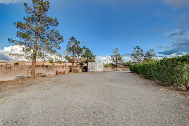 5401 Bugle Way 103, Las Vegas, NV 89108