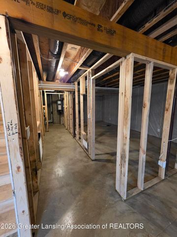 15270 Nottingham Fields Parkway, Lansing, MI 48906