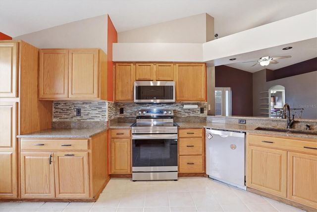 4828 WESSEX WAY, Land O Lakes, FL 34639