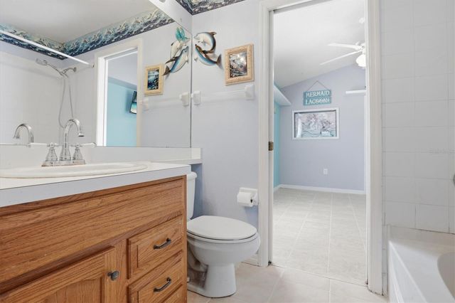 4828 WESSEX WAY, Land O Lakes, FL 34639