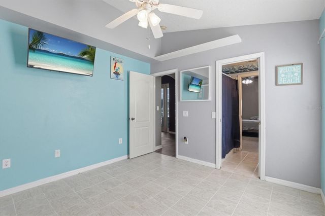 4828 WESSEX WAY, Land O Lakes, FL 34639