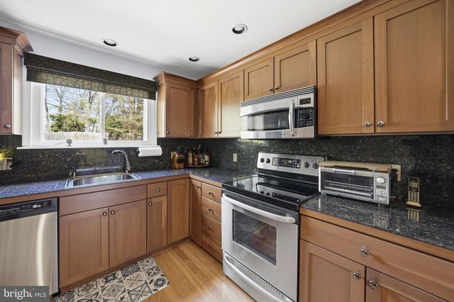 28 GREEN RIDGE RD, Yardley, PA 19067