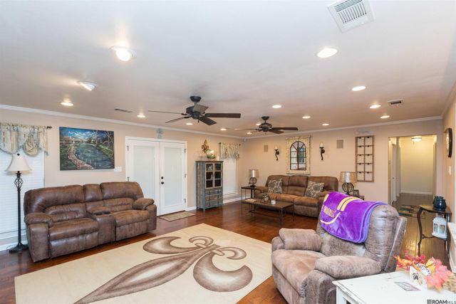 17386 Wirth Place, Prairieville, LA 70769