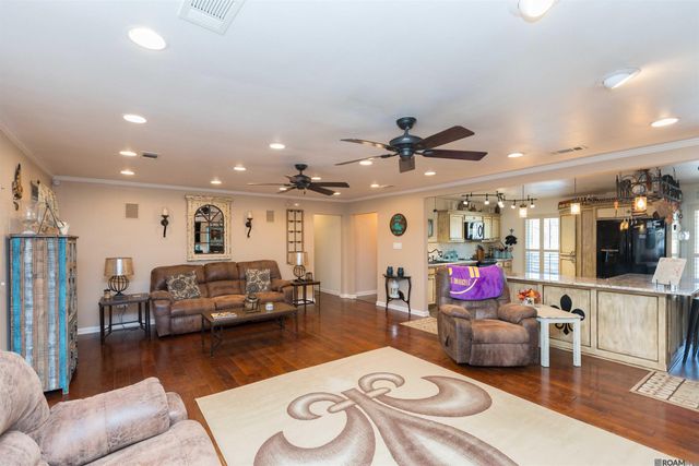 17386 Wirth Place, Prairieville, LA 70769