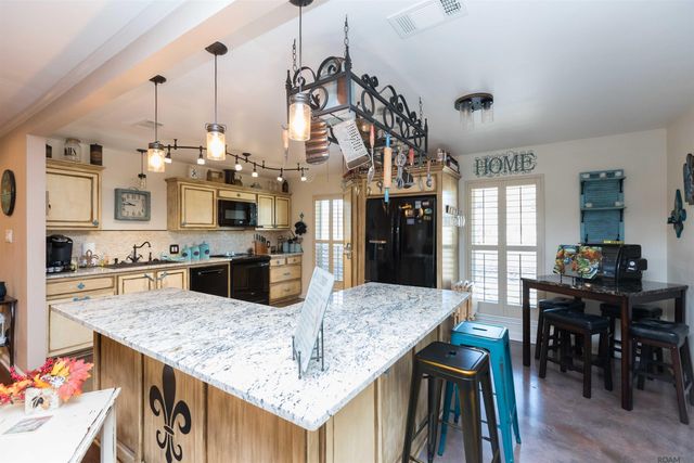 17386 Wirth Place, Prairieville, LA 70769