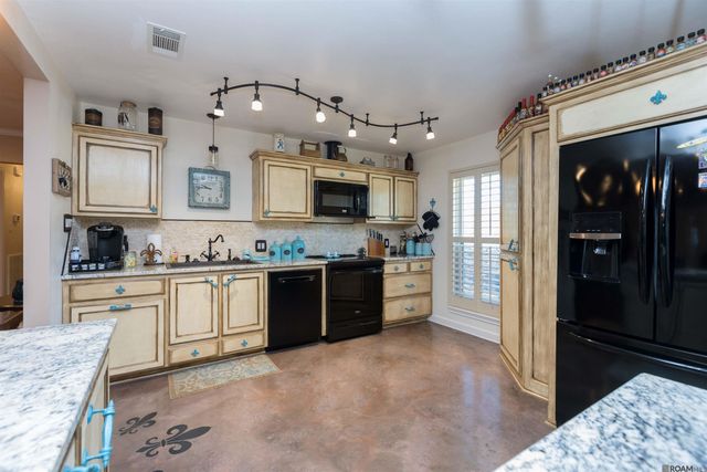 17386 Wirth Place, Prairieville, LA 70769