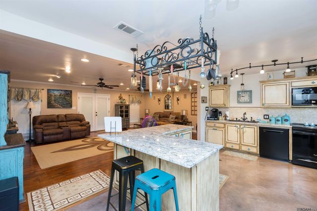 17386 Wirth Place, Prairieville, LA 70769