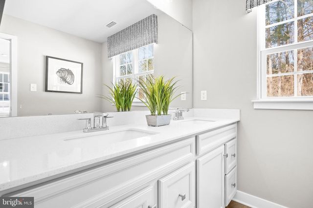 141 DITHRIDGE DR, Birdsboro, PA 19508