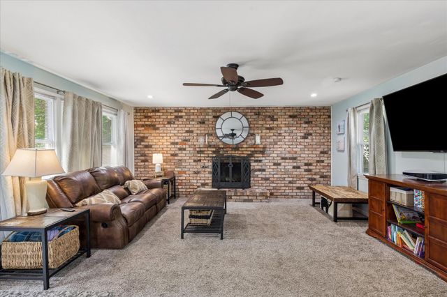 209 Kirksey Street, Waxahachie, TX 75165