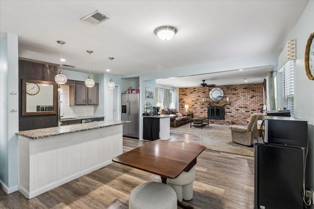 209 Kirksey Street, Waxahachie, TX 75165