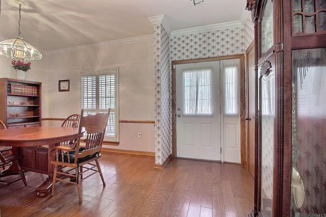 15855 Four Oaks Dr, Pride, LA 70770