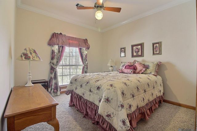 15855 Four Oaks Dr, Pride, LA 70770