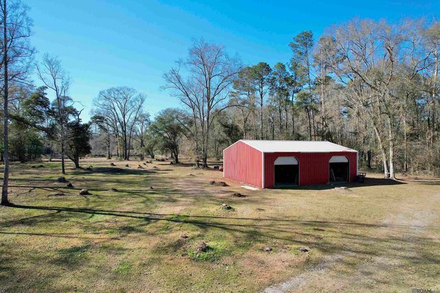 15855 Four Oaks Dr, Pride, LA 70770