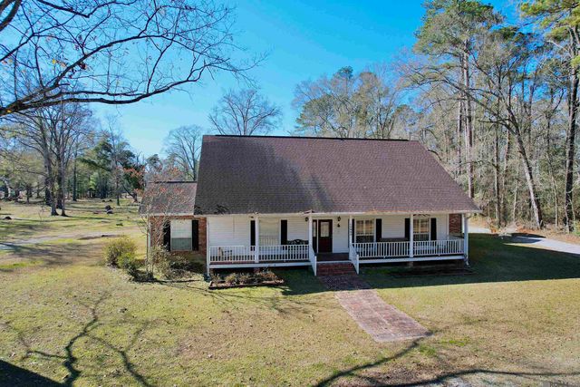 15855 Four Oaks Dr, Pride, LA 70770