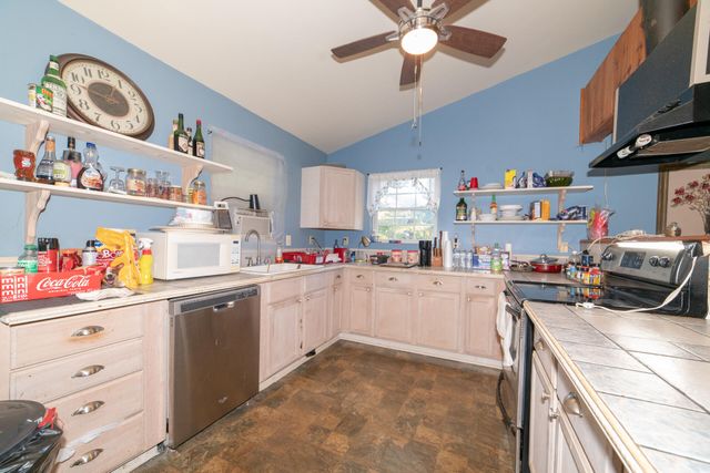 1240 Clearwater DR, Boones Mill, VA 24065