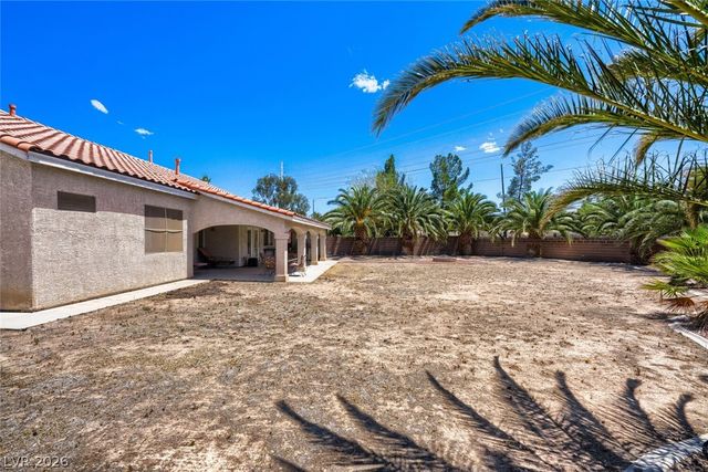 8869 Pheasant Valley Way, Las Vegas, NV 89123