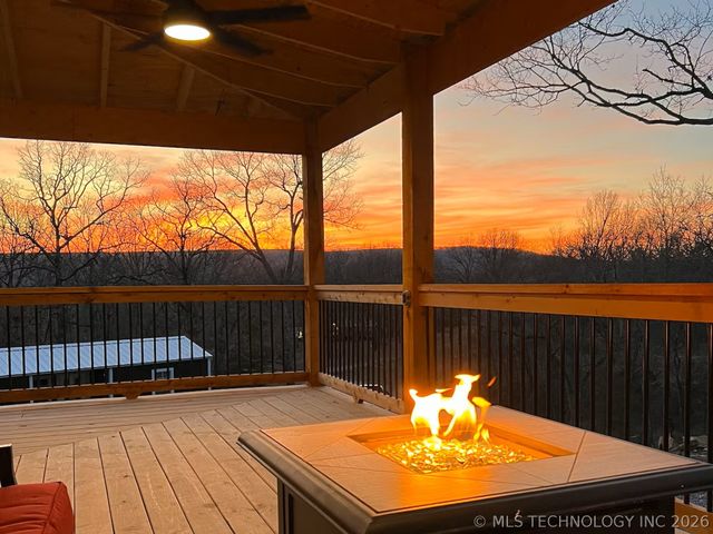 17722 W Sugar Hollow Road, Park Hill, OK 74451
