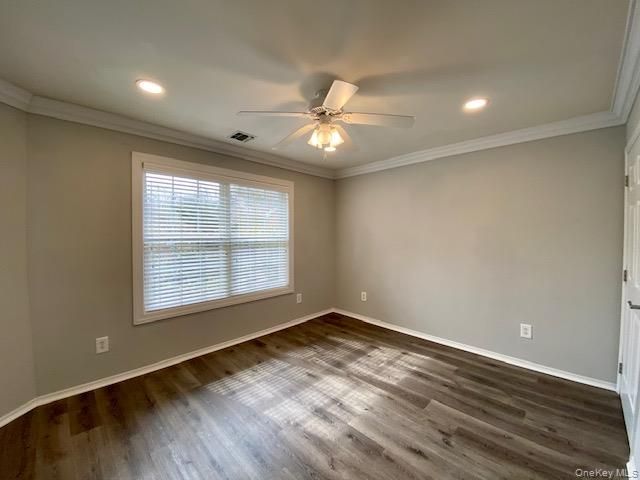 19 Neal 19, Setauket, NY 11733