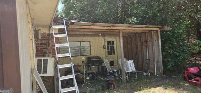 1037 N Church Street, Odum, GA 31555