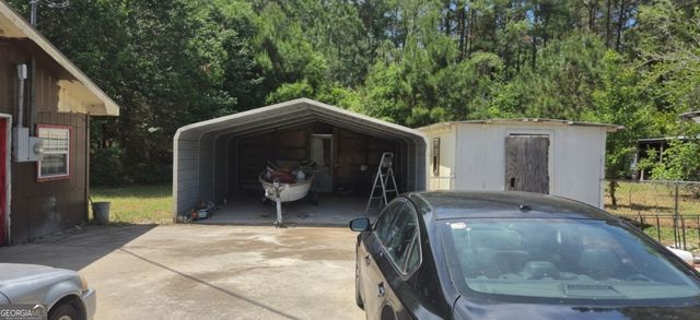 1037 N Church Street, Odum, GA 31555