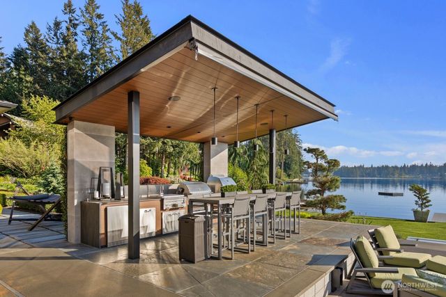 29215 232nd Avenue SE, Black Diamond, WA 98010