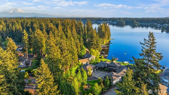 29215 232nd Avenue SE, Black Diamond, WA 98010