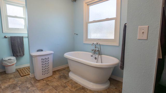 404 County Road 309, Alton, MO 65606