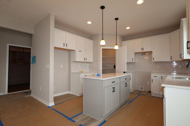 1484 Speedliner Drive, Plain City, OH 43064