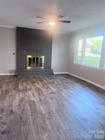 400 Chatham Avenue, Gaffney, SC 29340