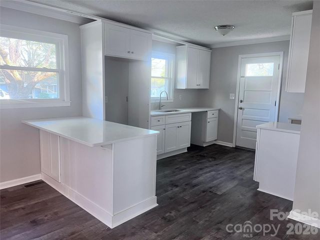 400 Chatham Avenue, Gaffney, SC 29340