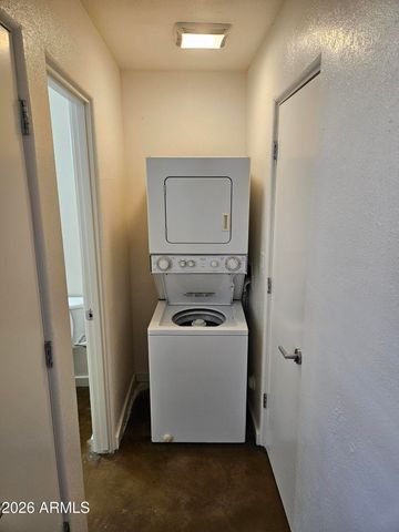 802 W TURNEY Avenue 11A, Phoenix, AZ 85013