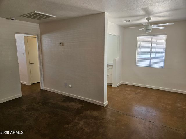 802 W TURNEY Avenue 11A, Phoenix, AZ 85013